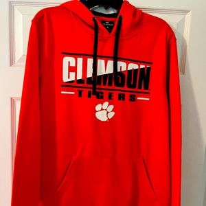 New Clemson Sweatshirt Size M With Tags